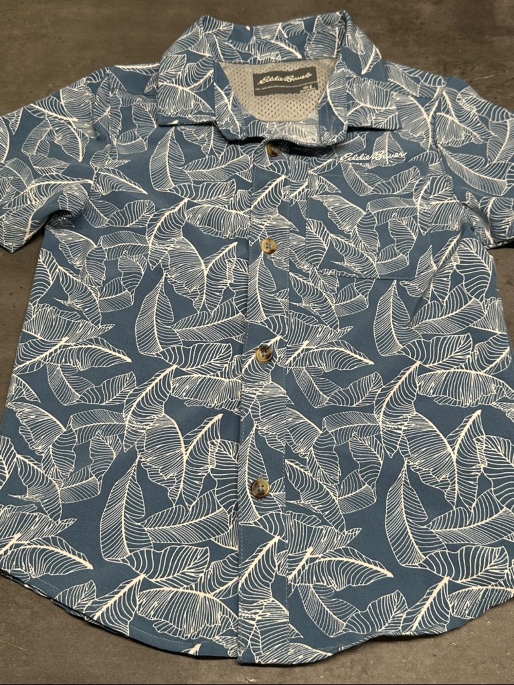 Eddie Bauer Navy Blue White Leaf-Print Short Sleeve Shirt